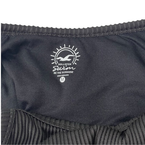 004 Hollister Black Ribbed Crop Bikini Top - Picture 4 of 4